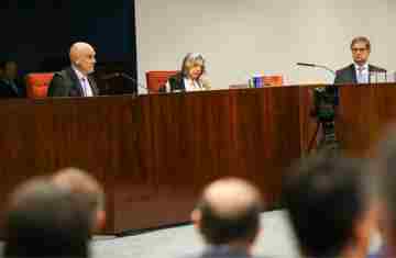  Moraes enumera 13 “atos executórios” para condenação de Bolsonaro 
